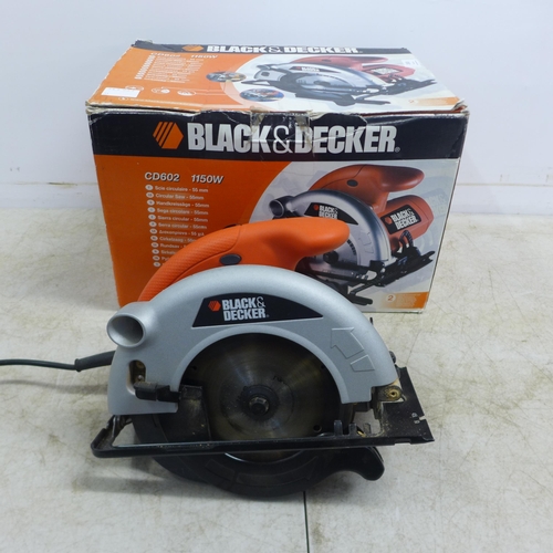 2003 - A Black and Decker CD602, 1150W, 55mm circular saw with box