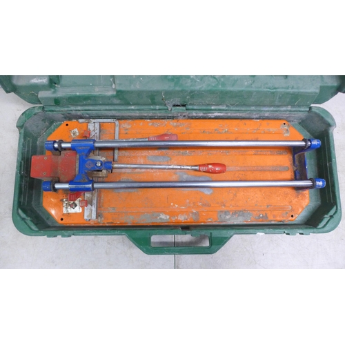 2019 - A Rubi TM-50 tile cutter in case