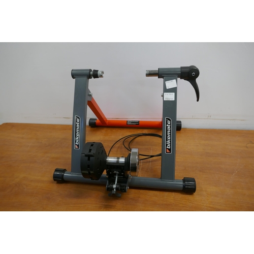 2377 - A Bikemate turbo trainer   * Police repossession