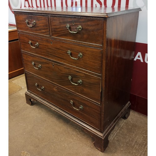 111 - A George III mahogany chest of drawers