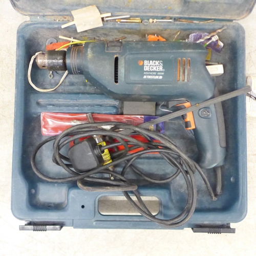 2066 - A quantity of power tools including  - A Dremel 395 type 5 rotary tool 21/ov in case, Black and Deck... 