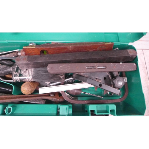 2097 - A 5 draw workshop cabinet with a linn bin and Leister tool case of tools