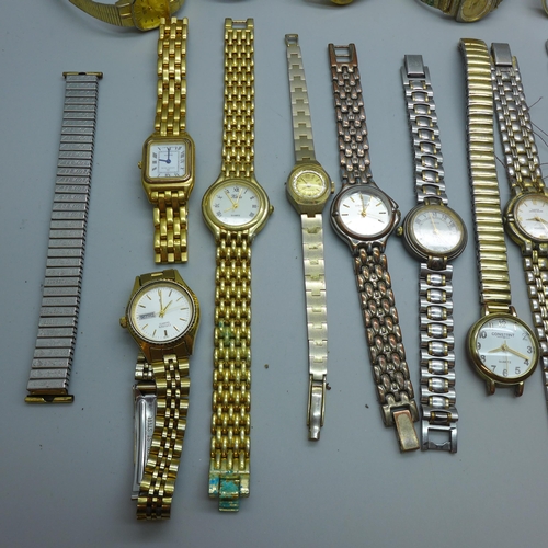 1012 - A collection of wristwatches