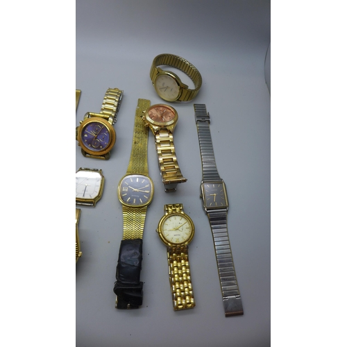 1013 - A collection of wristwatches