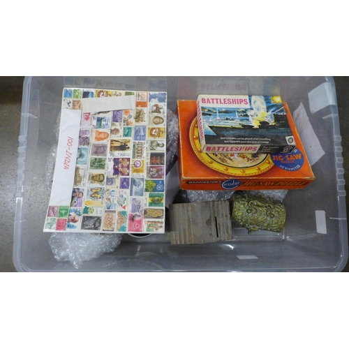 1082 - A box of assorted items including Jane's Fighting Ships 1946-7, glass bowls, metalware puzzle, etc. ... 