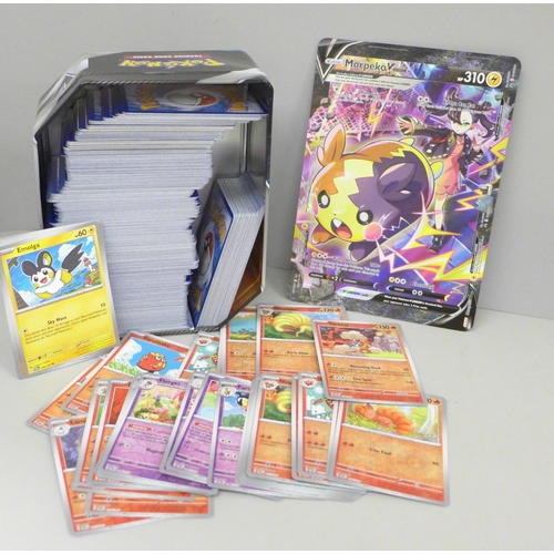 650 - Over six hundred Holo Pokemon cards with one large V-Union rule card