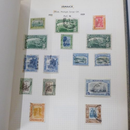 712 - An A-Z collection in four albums and three sorting/duplicate stock books, Queen Victoria to Queen El... 