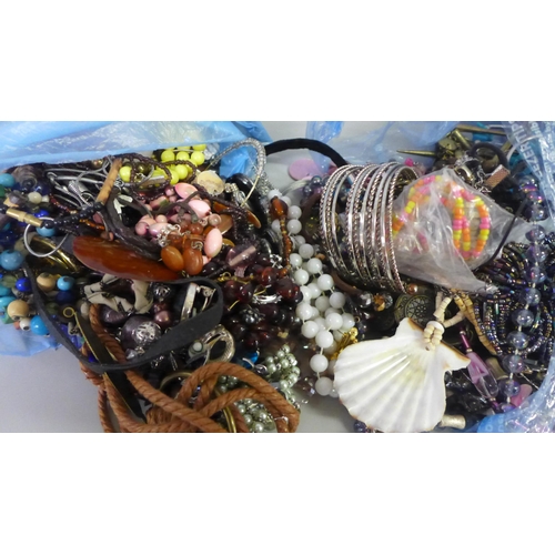 761 - Two bags of costume jewellery