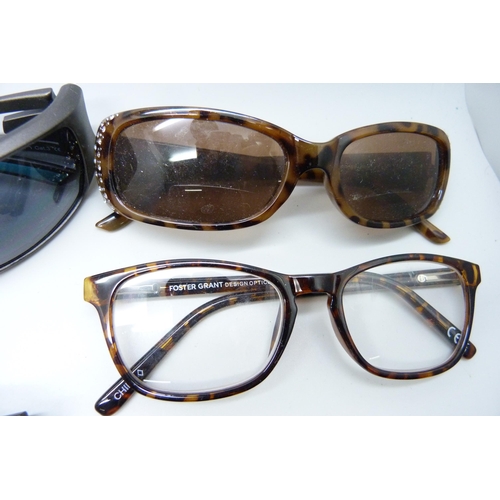 814 - A pair of Ray-Ban sunglasses and other sunglasses/spectacles