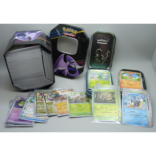 822 - Over 600 Pokemon cards with Black Star Rare, Holo and Reverse Holo