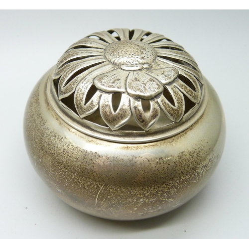 835 - An Edward VII pierced silver pomander, Birmingham 1908 by William Comyns, 97g