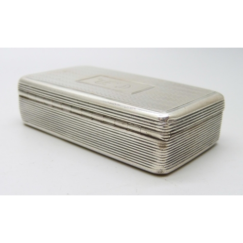 840 - A William IV silver tobacco box, Birmingham 1836, 70g