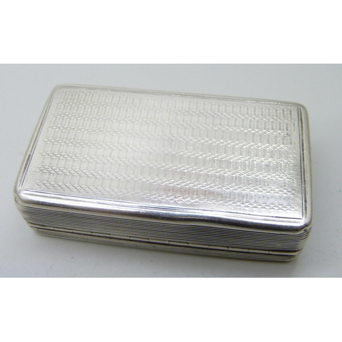 840 - A William IV silver tobacco box, Birmingham 1836, 70g