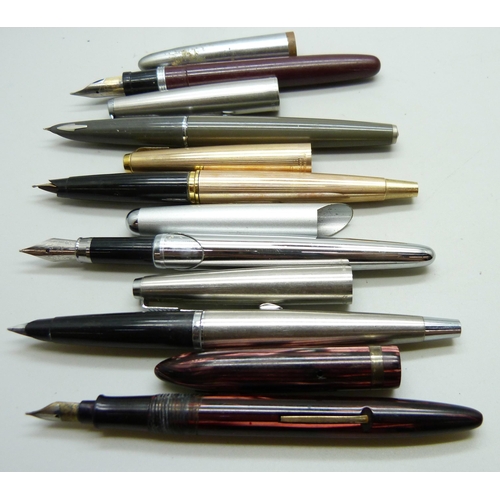 863 - Six pens; three Parker fountain pens, one rolled gold, Sheaffer with Bakelite case and two others