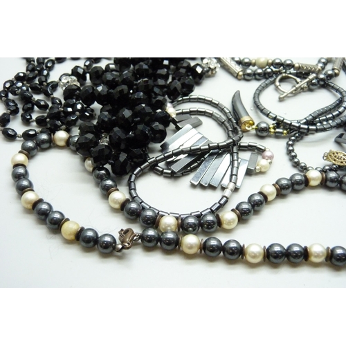 884 - A collection of French jet and hematite jewellery