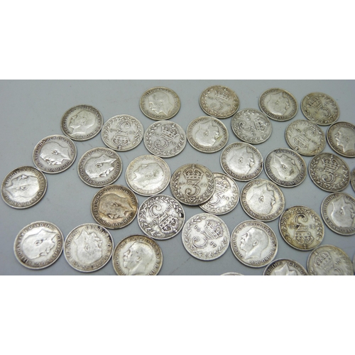 895 - Fifty 3d coins, 68.9g, all pre 1920