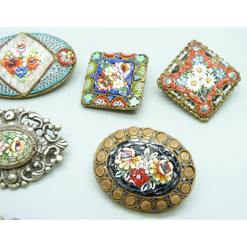 928 - Eight micro-mosaic brooches