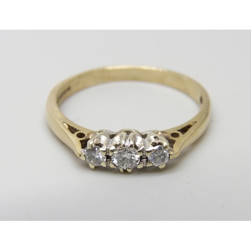 971 - A 9ct gold diamond trilogy ring, 1.7g, L