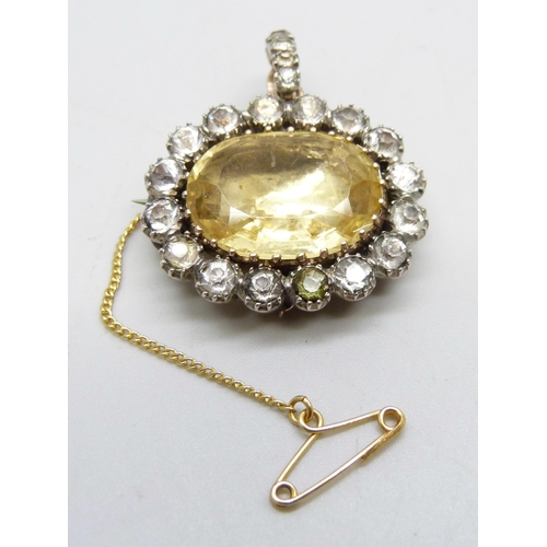 992 - An antique yellow and white stone pendant/brooch