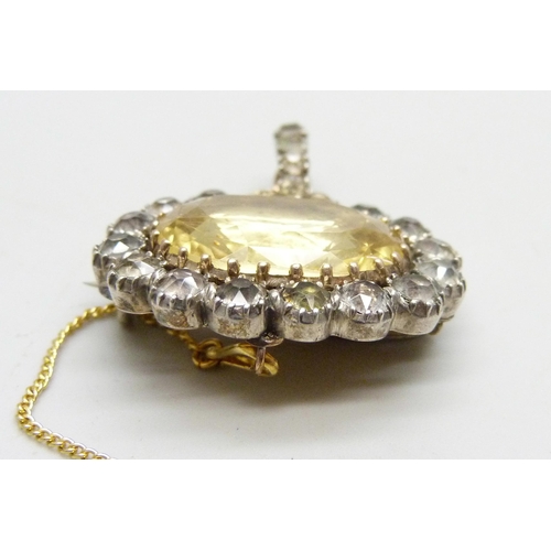 992 - An antique yellow and white stone pendant/brooch