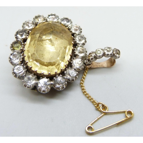 992 - An antique yellow and white stone pendant/brooch