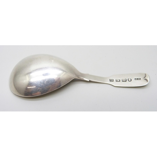 995 - A William IV silver caddy spoon, Exeter 1836, William Pope