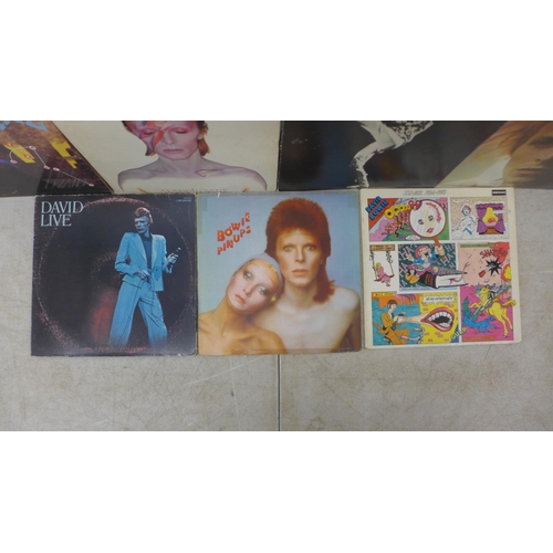 2103 - A collection of 7 David Bowie LP records including Pin Ups, David Live, Images 1966-1967, Space Oddi... 