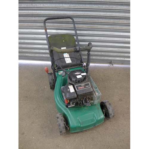 A Qualcast XSS41C petrol driven lawn mower with a Briggs and Stratton 450 series 148cc engine with c