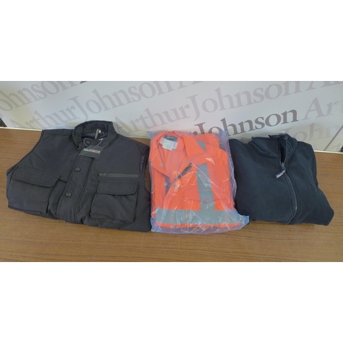 2371 - A large quantity of assorted workwear body warmers and coats etc.