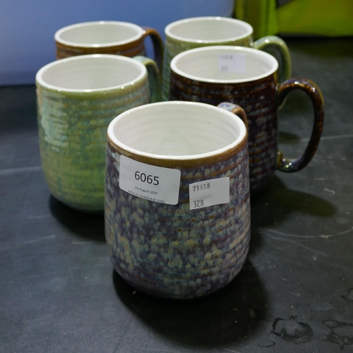 6065 - Reactive Glaze Mugs (328-221)* This lot is subject to vat