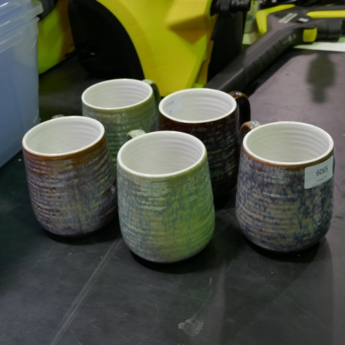 6065 - Reactive Glaze Mugs (328-221)* This lot is subject to vat