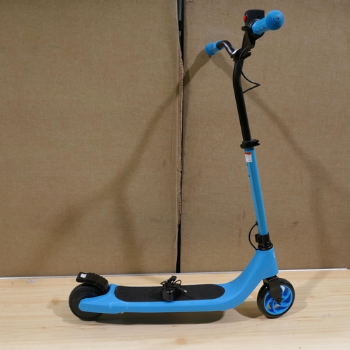 6071 - Li-fe 120 Pro blue electric scooter with charger