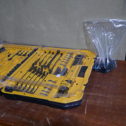 6077 - Dewalt Mechanics Set - Incomplete *This Item Is Subject To Vat (327A-296)