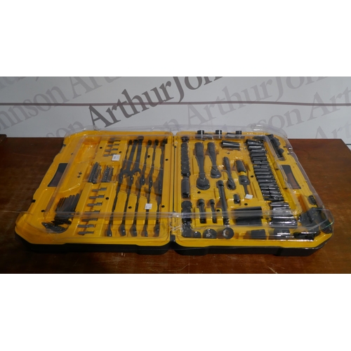 6086 - Dewalt Mechanics Set - Incomplete *This Item Is Subject To Vat (327A-297)