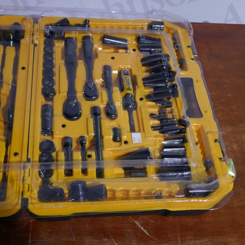 6087 - Dewalt Mechanics Set - Incomplete *This Item Is Subject To Vat (327A-298)