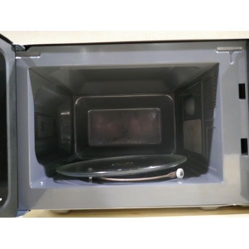 6114 - Panasonic Solo Black Microwave *This Item Is Subject To Vat (327A-420)