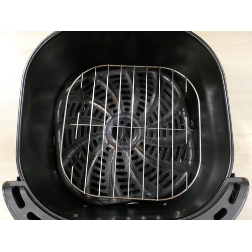 6154 - Gourmia Air Fryer 7Qt *This Item Is Subject To Vat (327A-107)