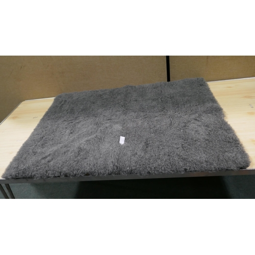 6184 - 5 x Vetbed Pet Bedding *This Item Is Subject To Vat (327A-279-283)