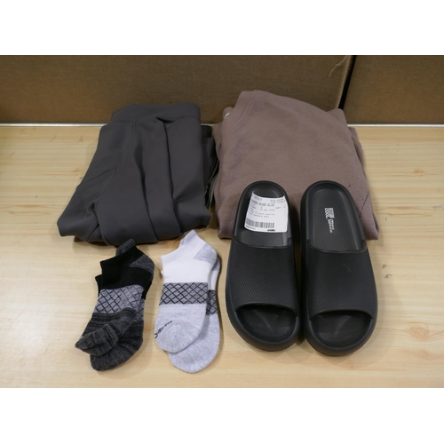 6197 - Quantity of mixed clothing inc Skechers Socks, Etc (327A-609) *This lot is subject to vat