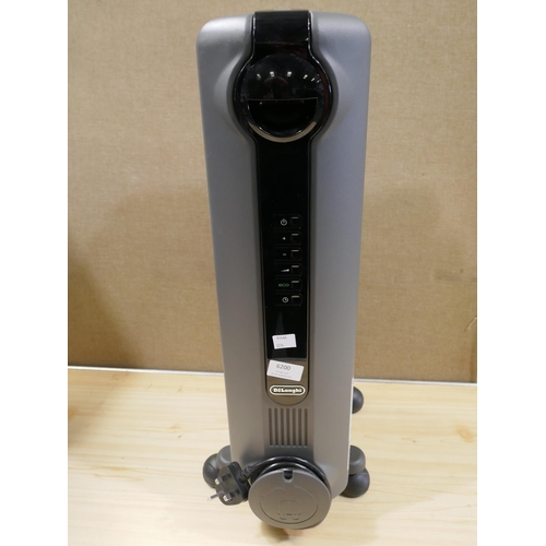 6200 - Delonghi Oil Filled Grey Radiator *This Item Is Subject To Vat (327A-15)