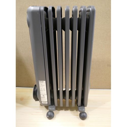 6200 - Delonghi Oil Filled Grey Radiator *This Item Is Subject To Vat (327A-15)