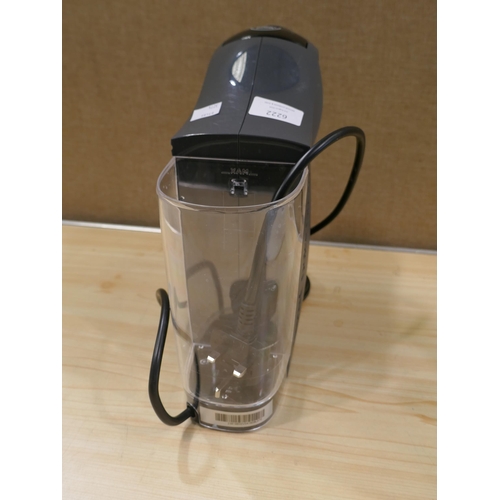 6222 - Delonghi Genio Coffee Machine and a Braun Hand Blender (Model no: Mq9138Xi)  *This Item Is Subject T... 