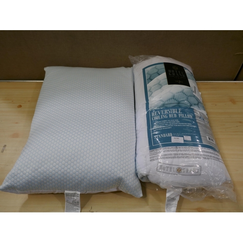 6230 - Hotel Grand Reversible Summer/Winter Pillows *This Lot is Subject To Vat (327A-264)