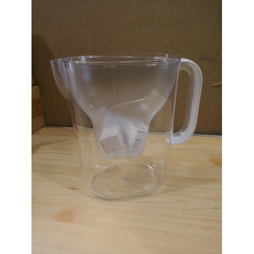 6231 - Brita Maxtra Xl Style Jug and Arka Glassware *This Item Is Subject To Vat (327A-262,265)