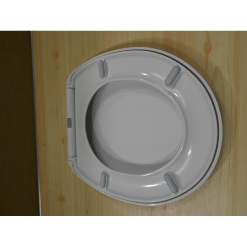 6250 - Roper Rhodes Toilet Seat *This Item Is Subject To Vat (327A-452)