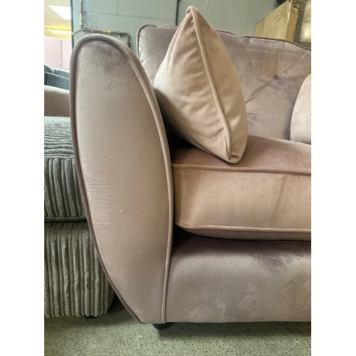 1463 - A lilac/pink Hoxton armchair