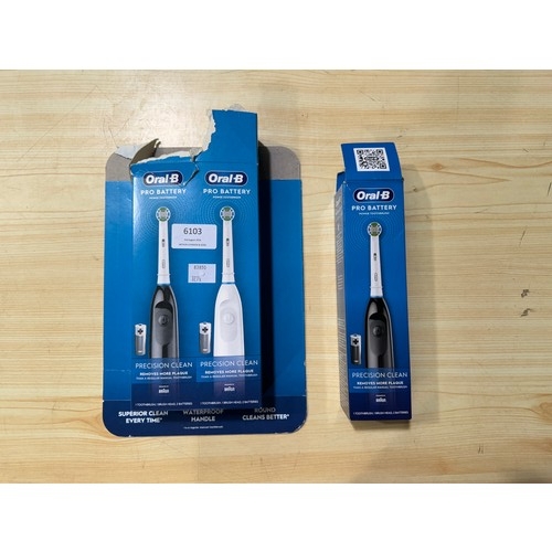 6103 - Oral-B Db5 B'Toothbrush  2 Pack (1 missing) *This Item Is Subject To Vat (327A-427)