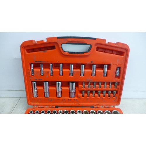 2013 - A Ceta Form socket set in case