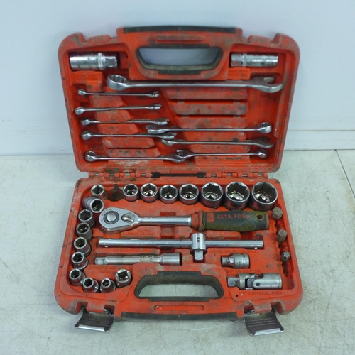 2014 - A Ceta Form socket set in case