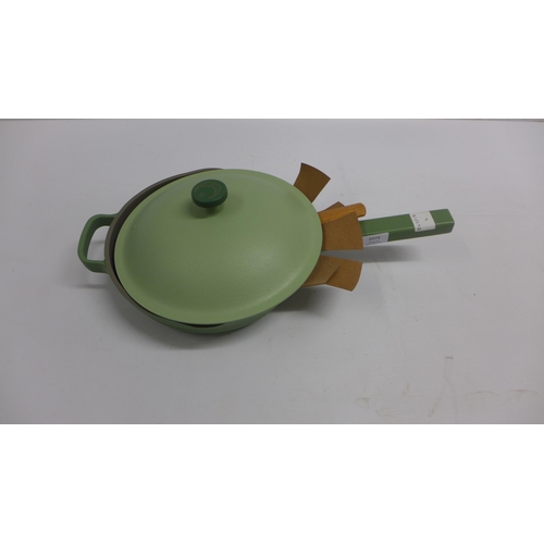 2073 - An Our Place frying pan set